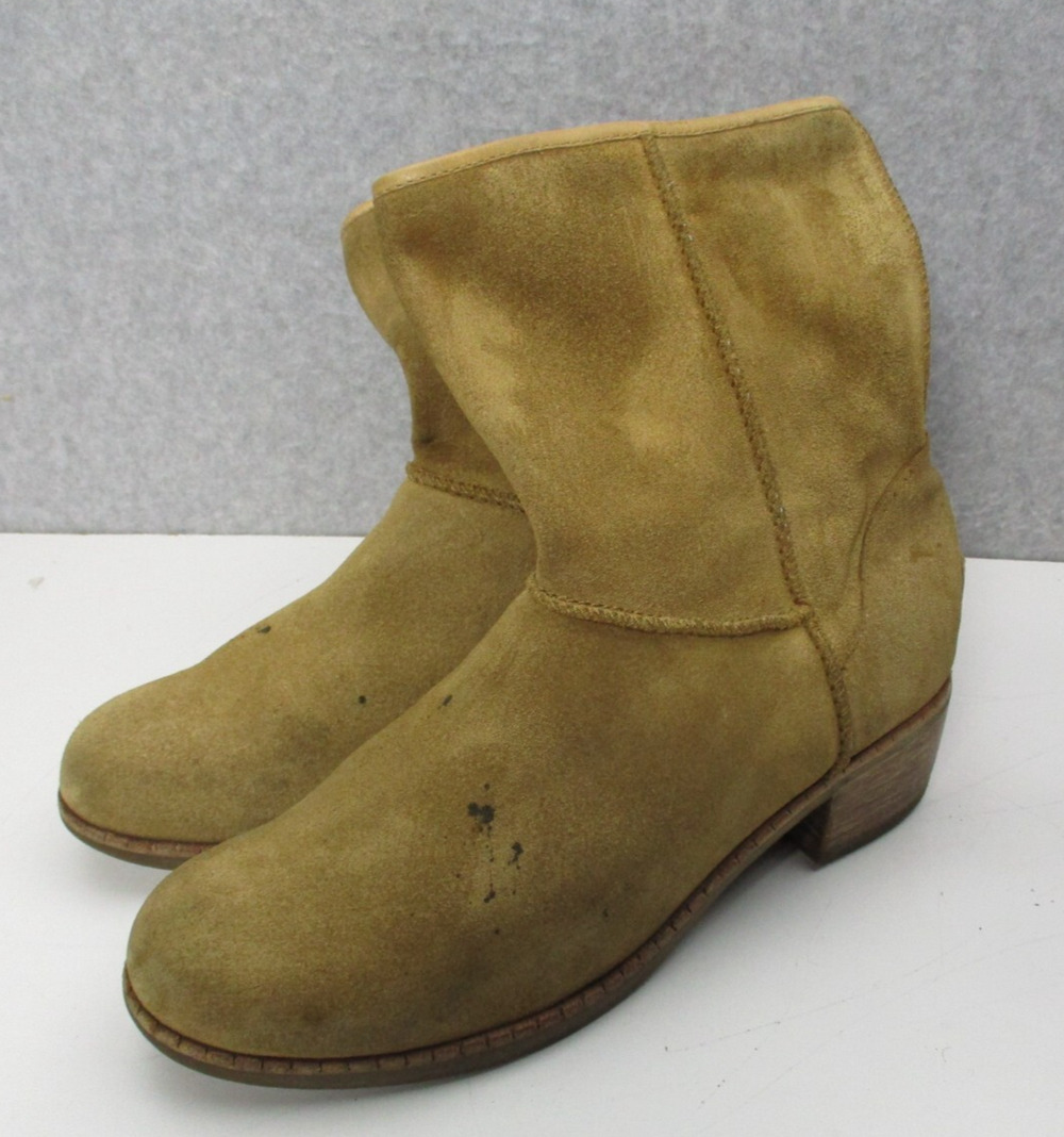 UGG Cyrinda Brown Suede Ankle Boots Womens sz 7